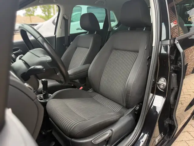 Volkswagen Polo view 15