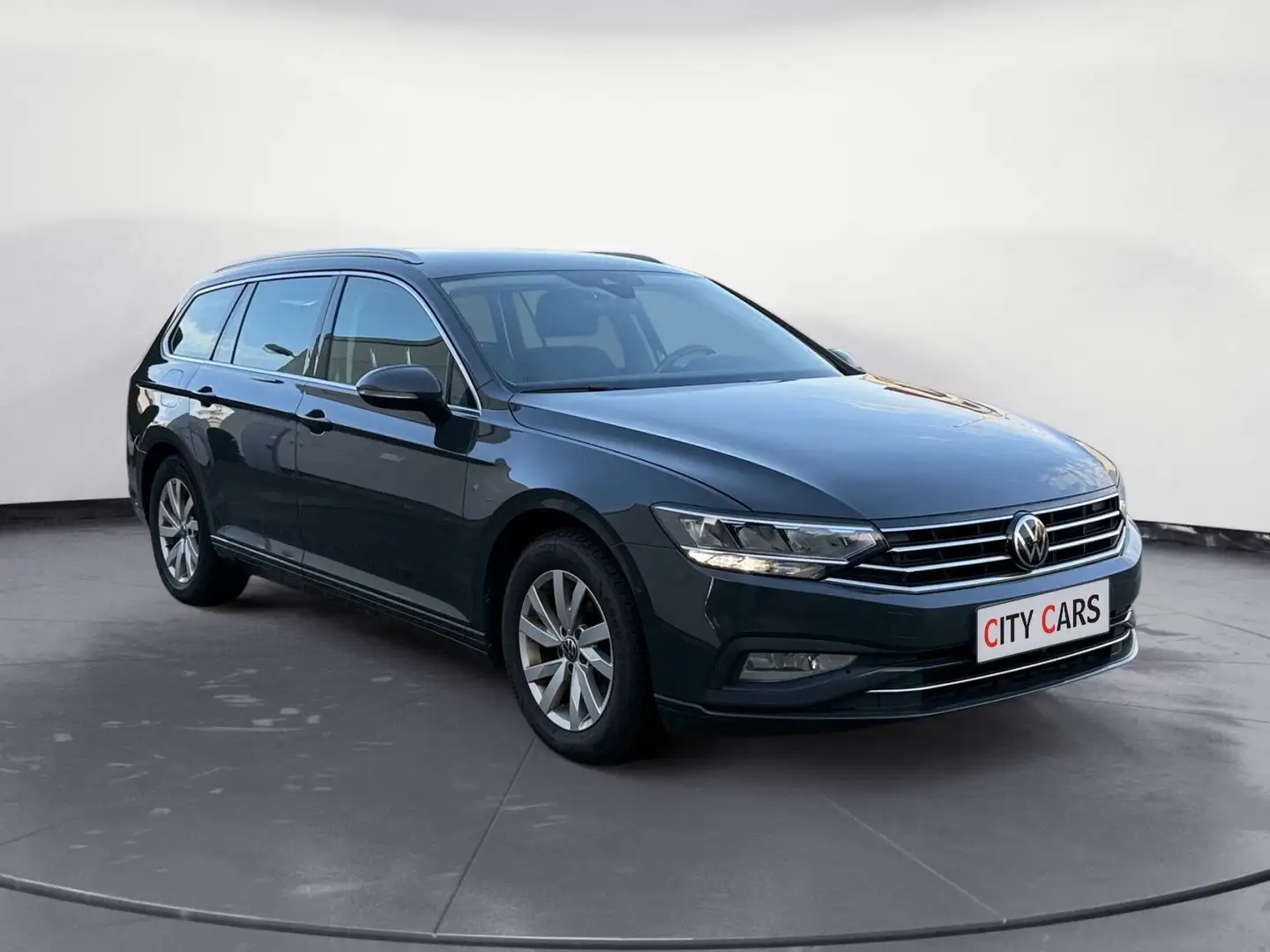 Volkswagen Passat Variant 2.0 TDI Business Navi LED Kamera Gris - 2