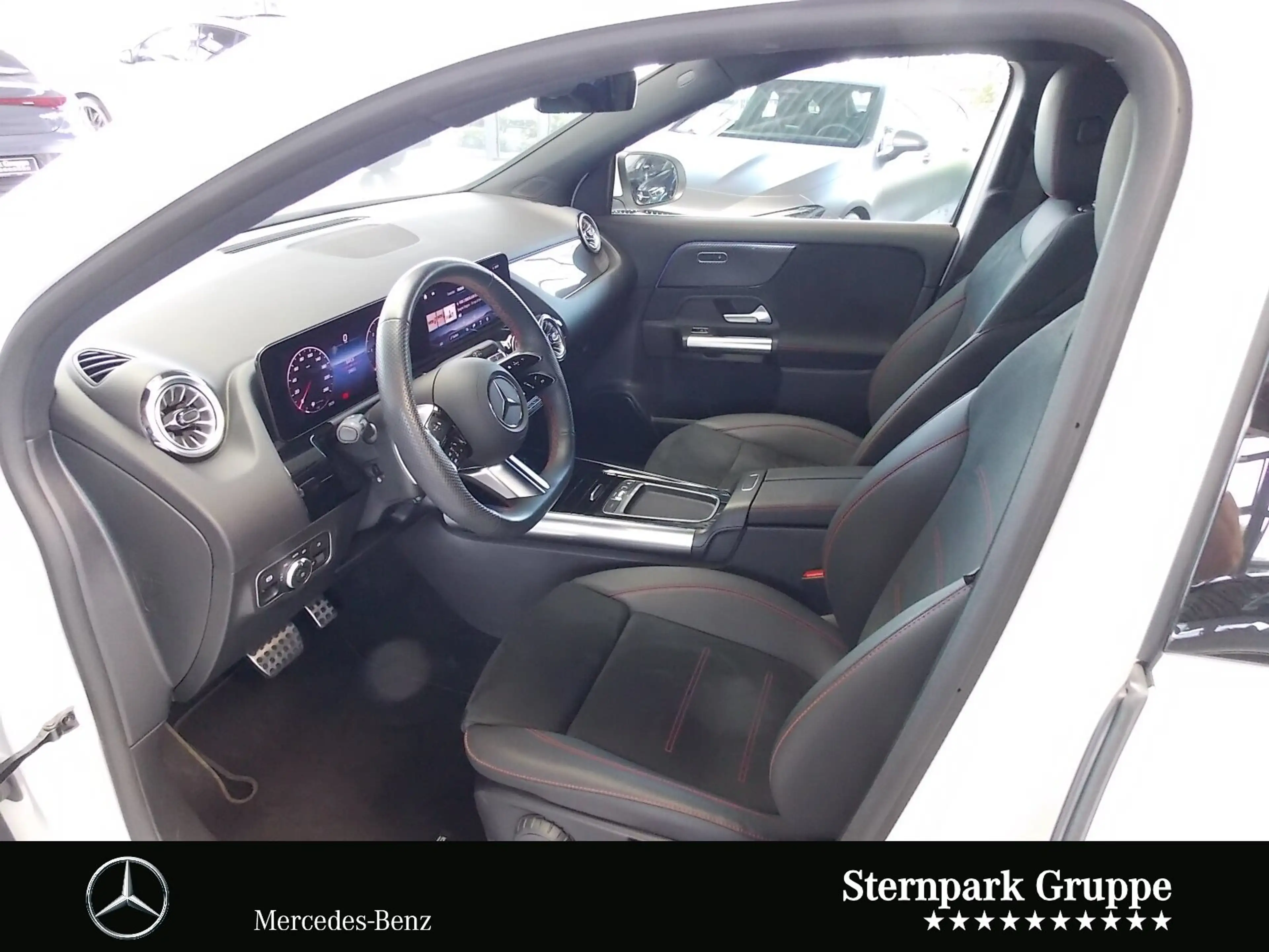 Mercedes-Benz GLA 220 GLA220d 4M AMG Distr.AHK,Totw.R-Kam,LED,Standh. — photo 6