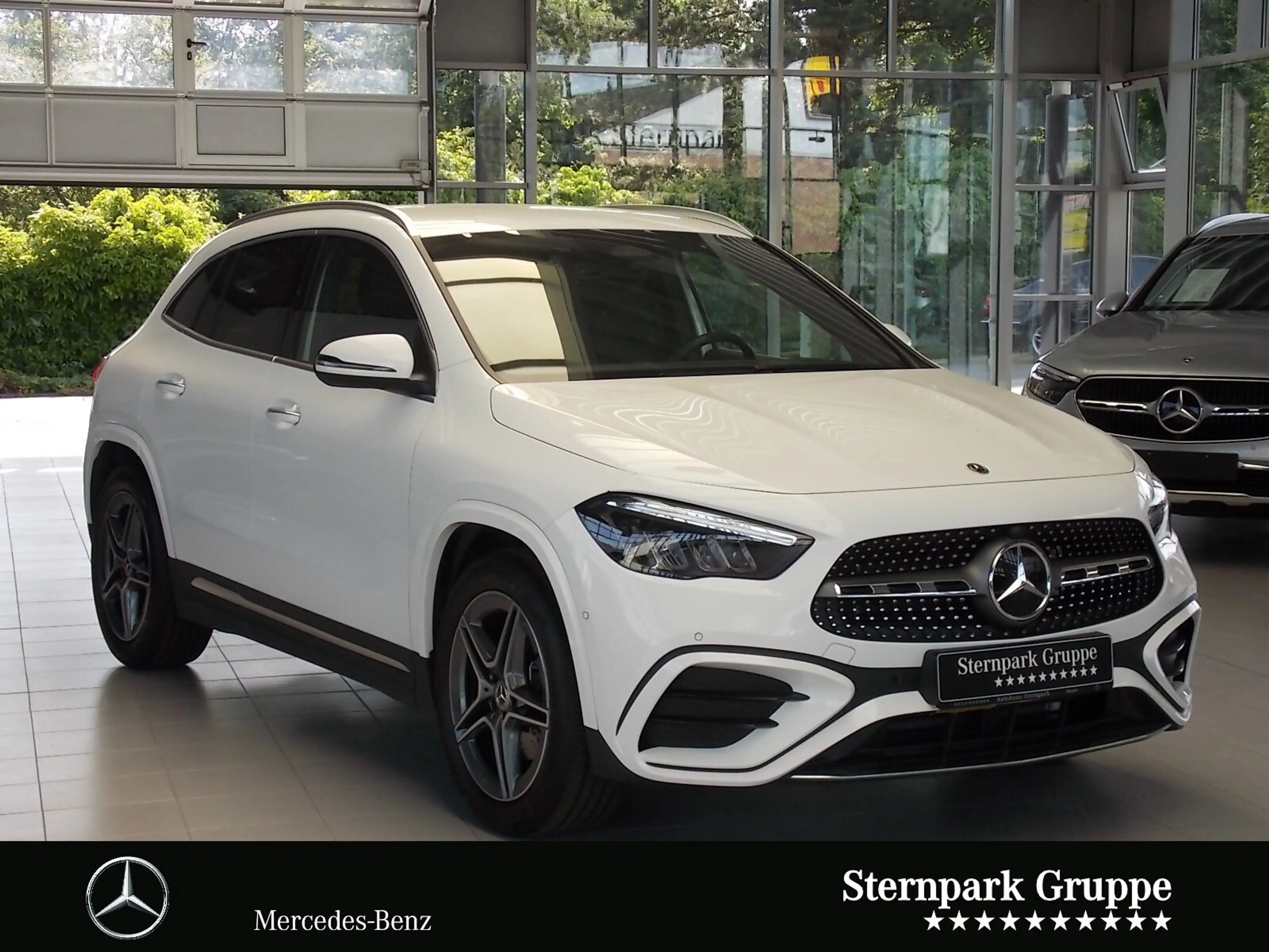 Mercedes-Benz GLA 220 GLA220d 4M AMG Distr.AHK,Totw.R-Kam,LED,Standh. — photo 2