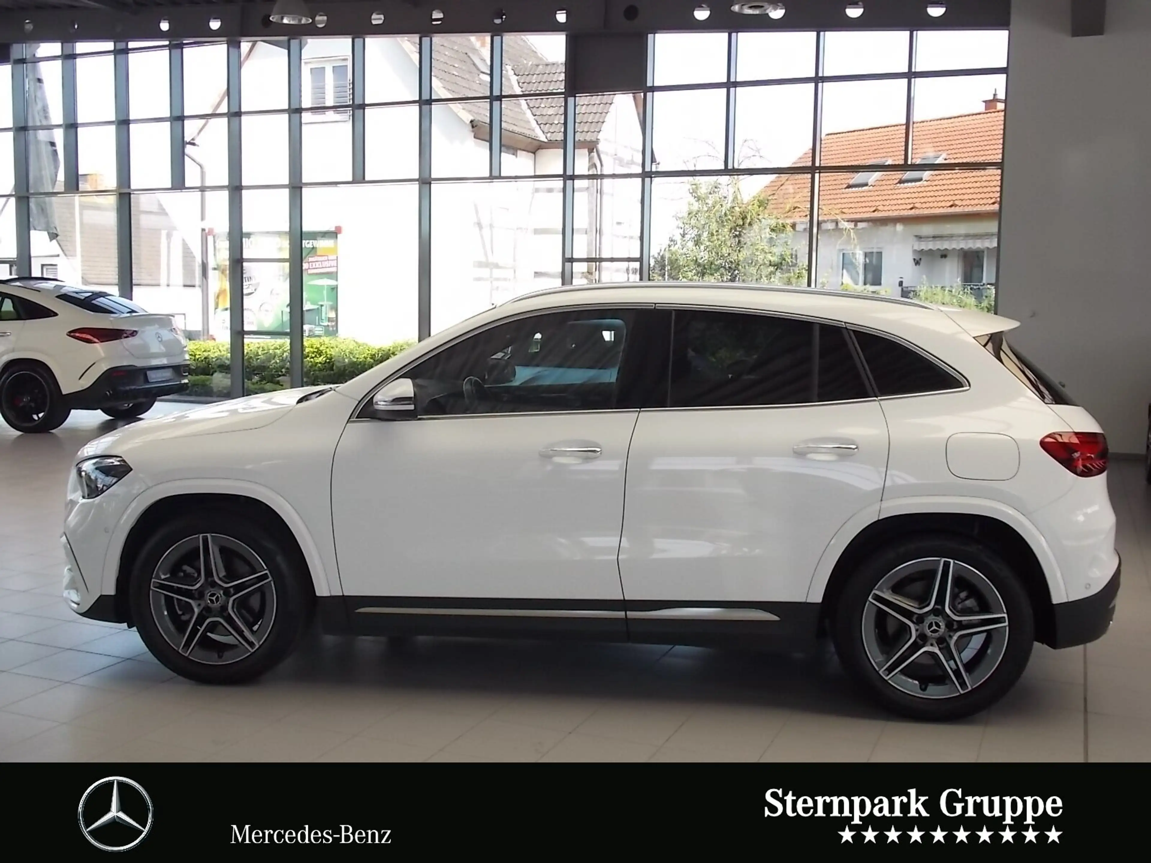 Mercedes-Benz GLA 220 GLA220d 4M AMG Distr.AHK,Totw.R-Kam,LED,Standh. — photo 5