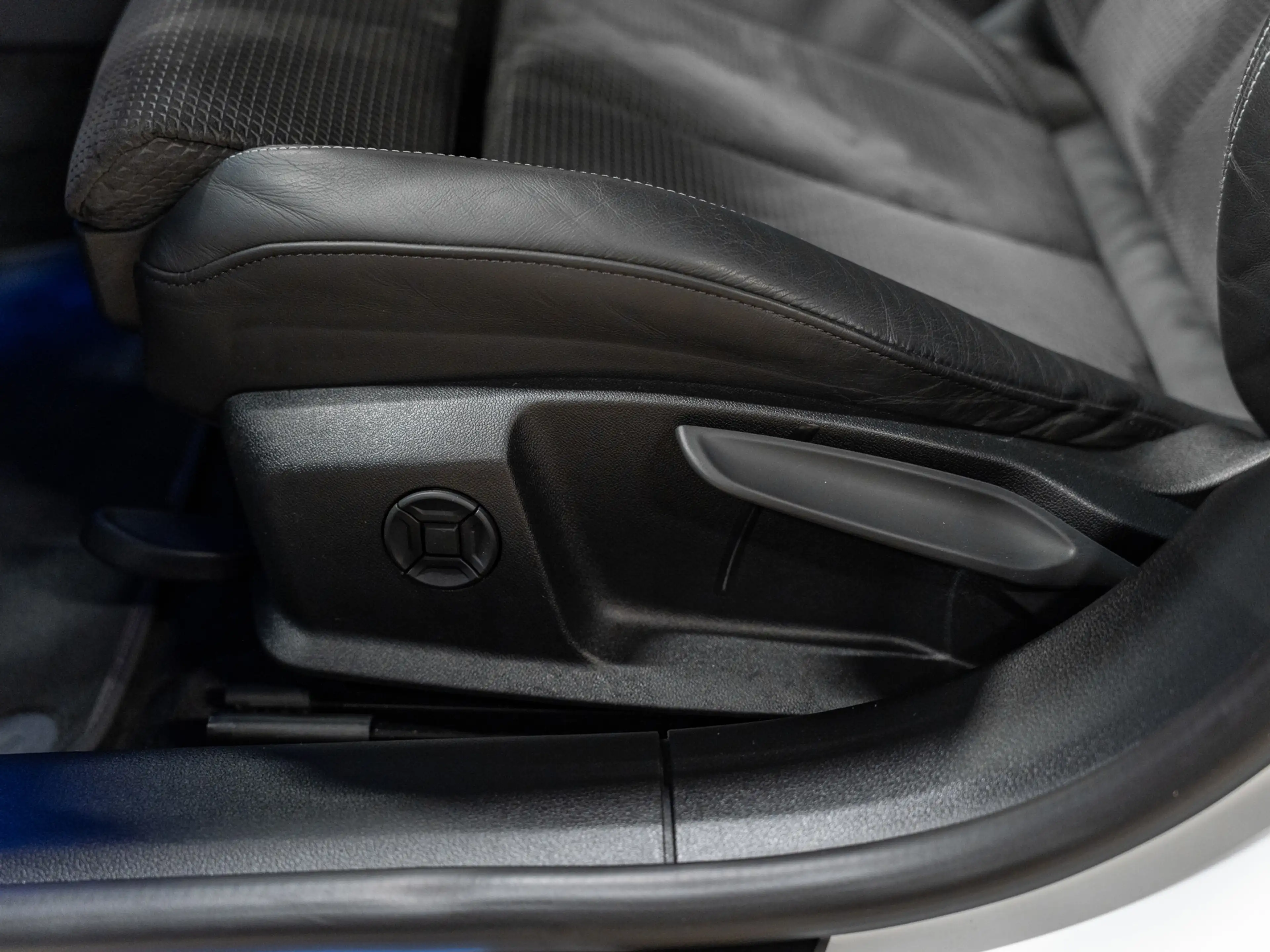 Audi A7 Sportback 50 TFSI e Quattro 3X S-Line, Black Optik — photo 23