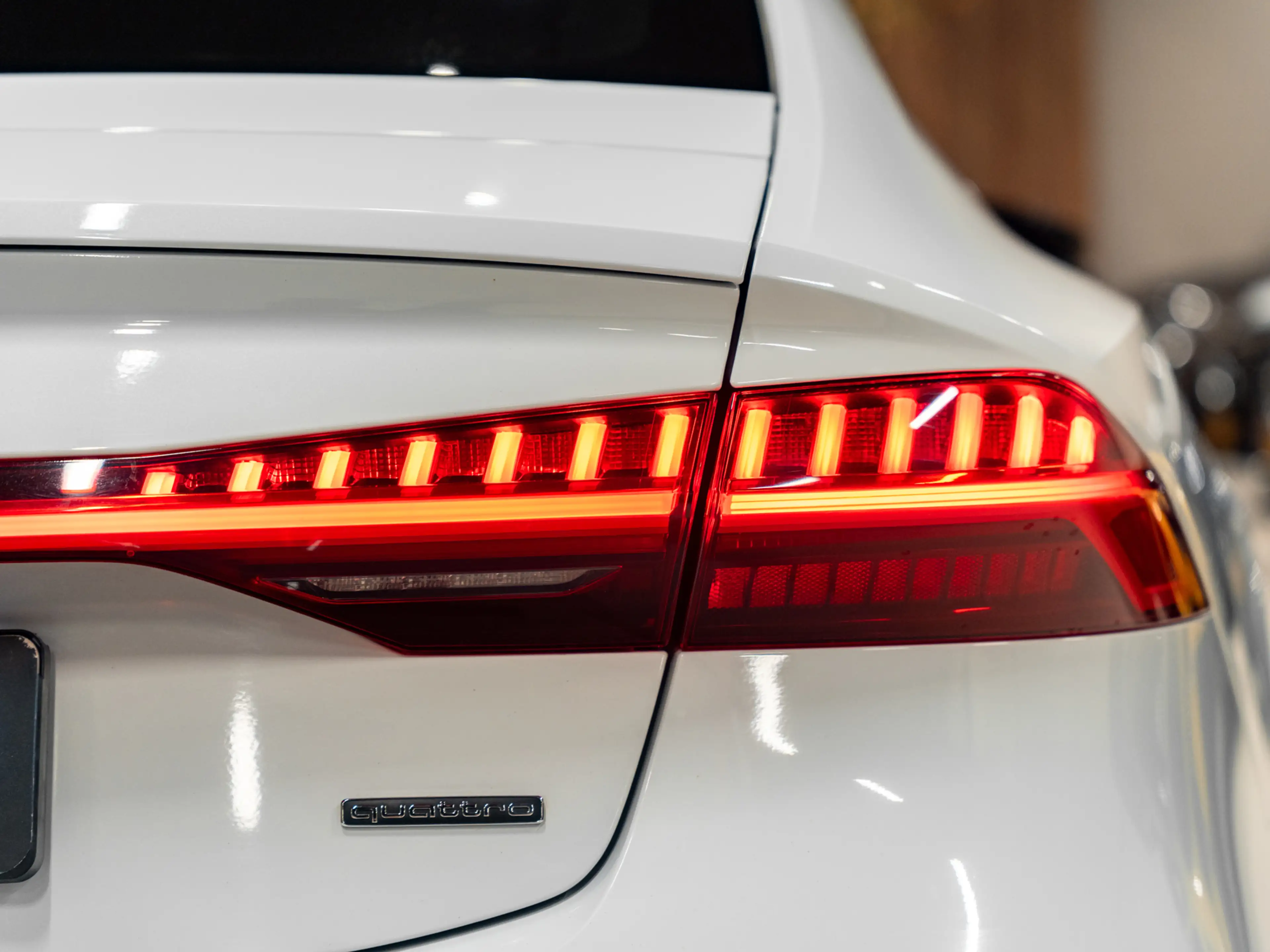 Audi A7 Sportback 50 TFSI e Quattro 3X S-Line, Black Optik — photo 5