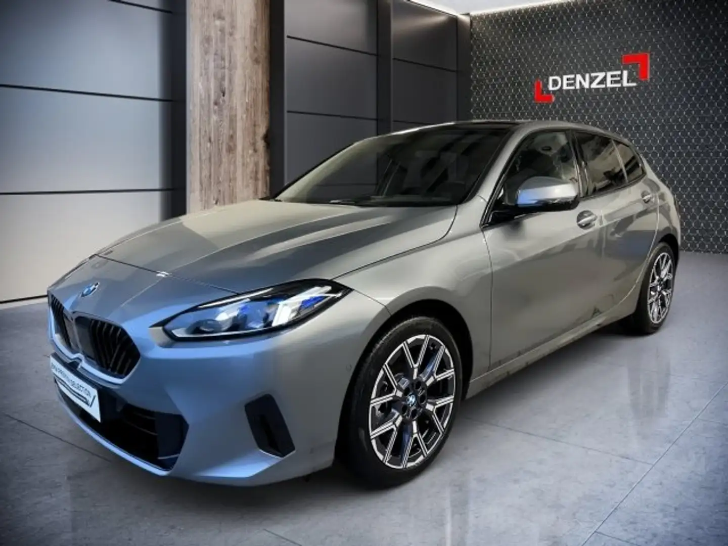 BMW 120 BMW 120 5-Türer B38 Gris - 1