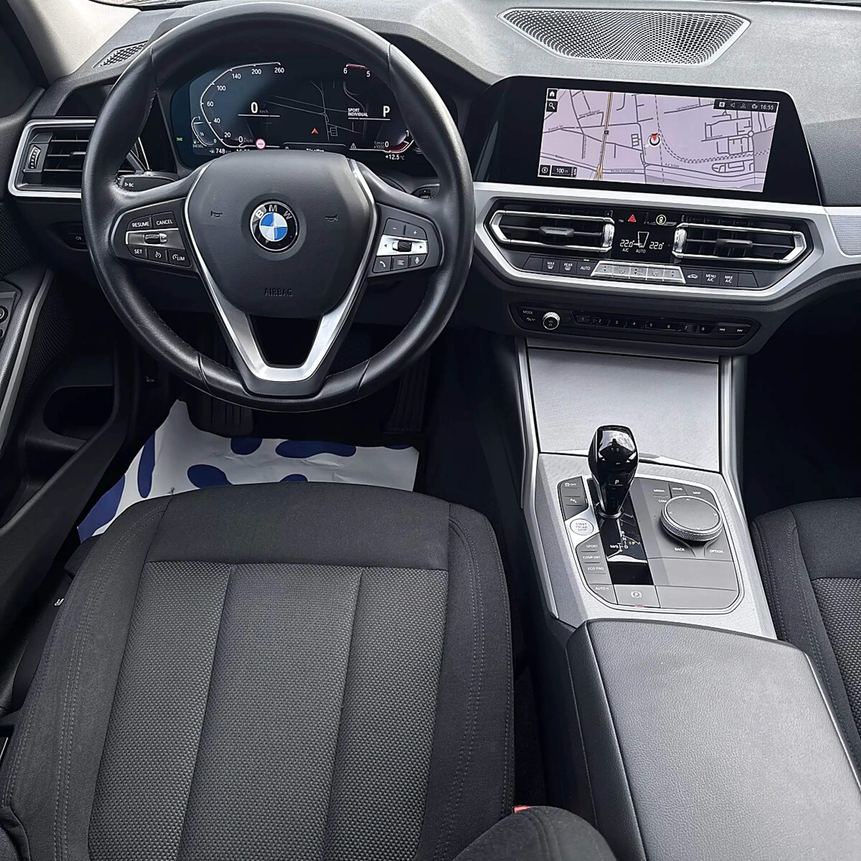 BMW 318 d Aut. *Virtual*Kamera*LED*Navi* — photo 14