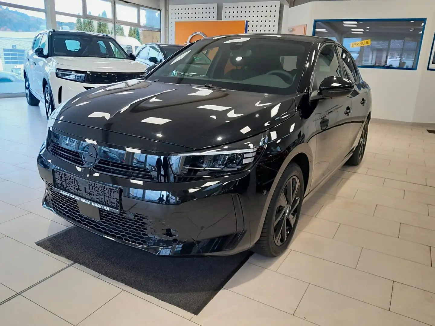 Opel Corsa F GS Schwarz - 1