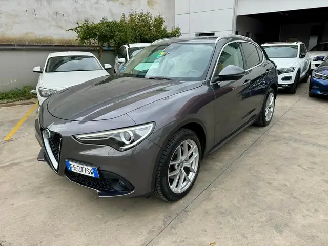 Alfa Romeo Stelvio Stelvio 2.2 t Executive Q4 180cv auto