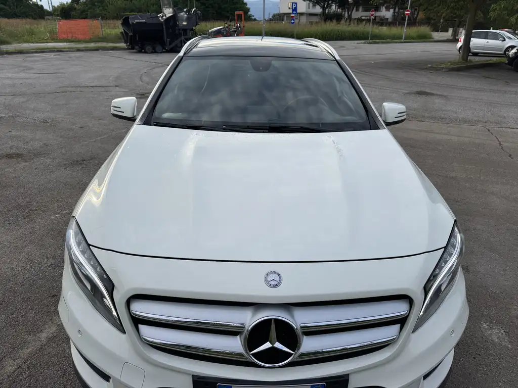 Mercedes-Benz GLA 220 2015 из Европы — купить под ключ