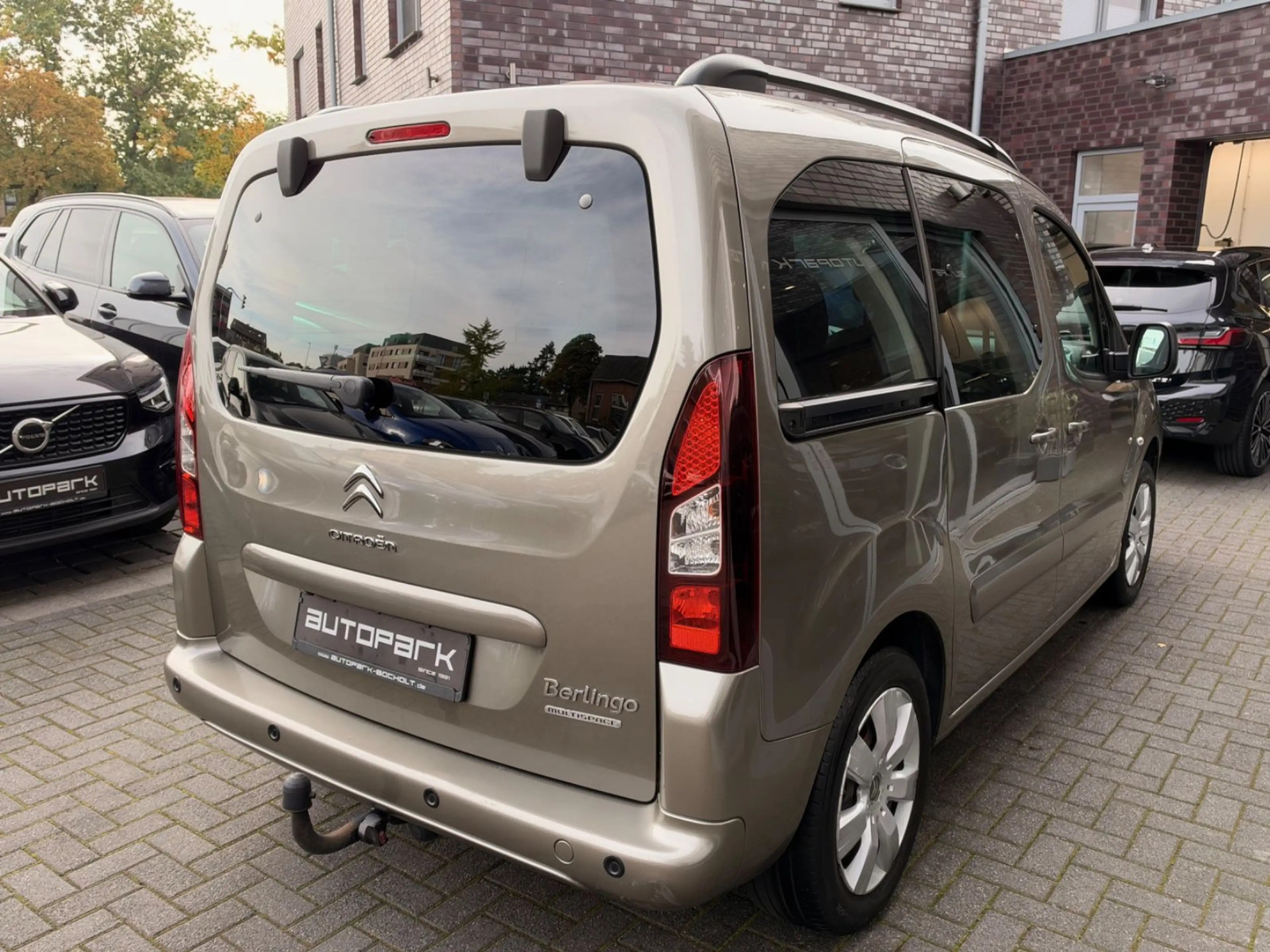 Citroen Berlingo 1.2 Kombi Shine Navi AHK — photo 5