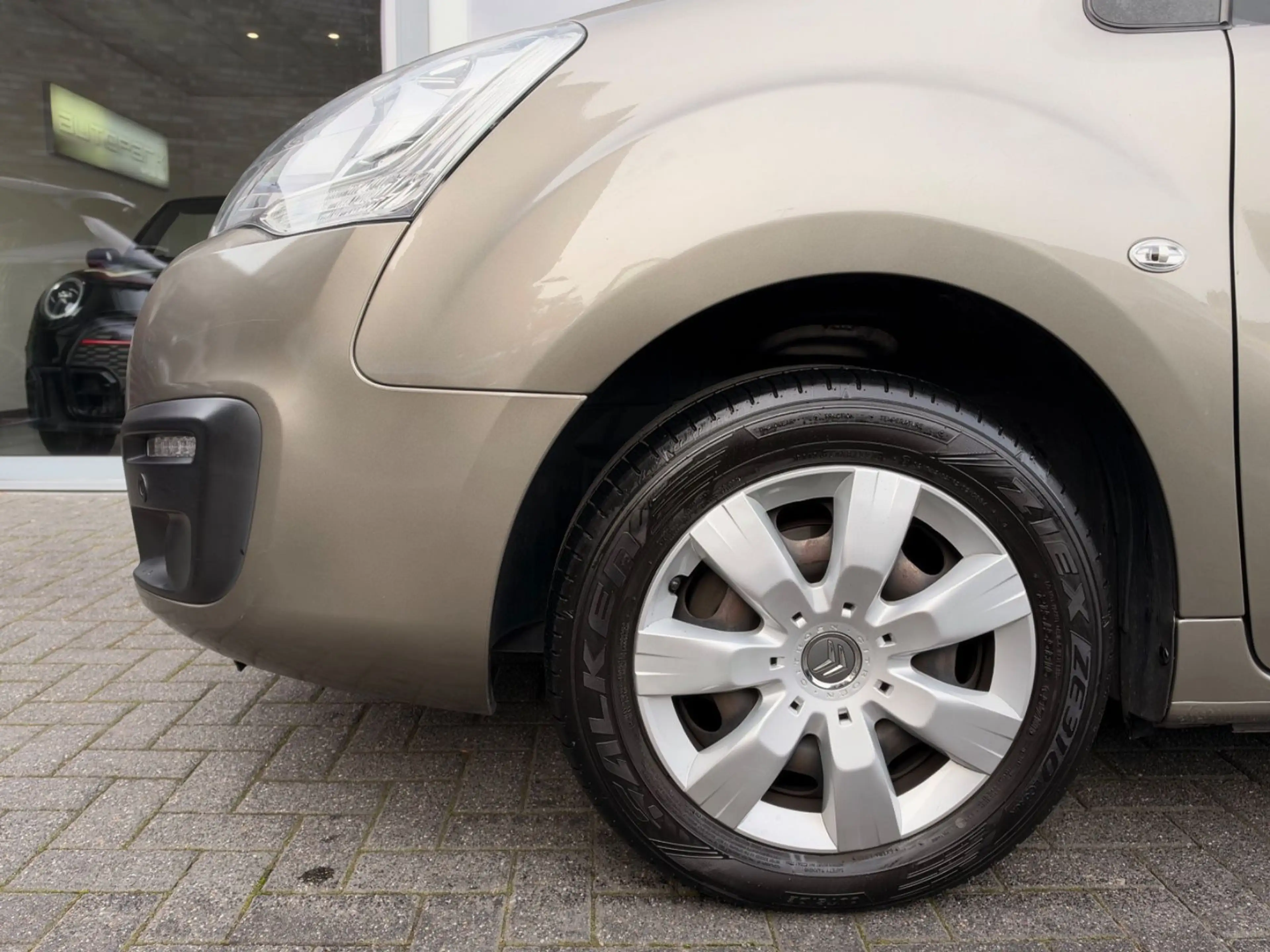 Citroen Berlingo 1.2 Kombi Shine Navi AHK — photo 12