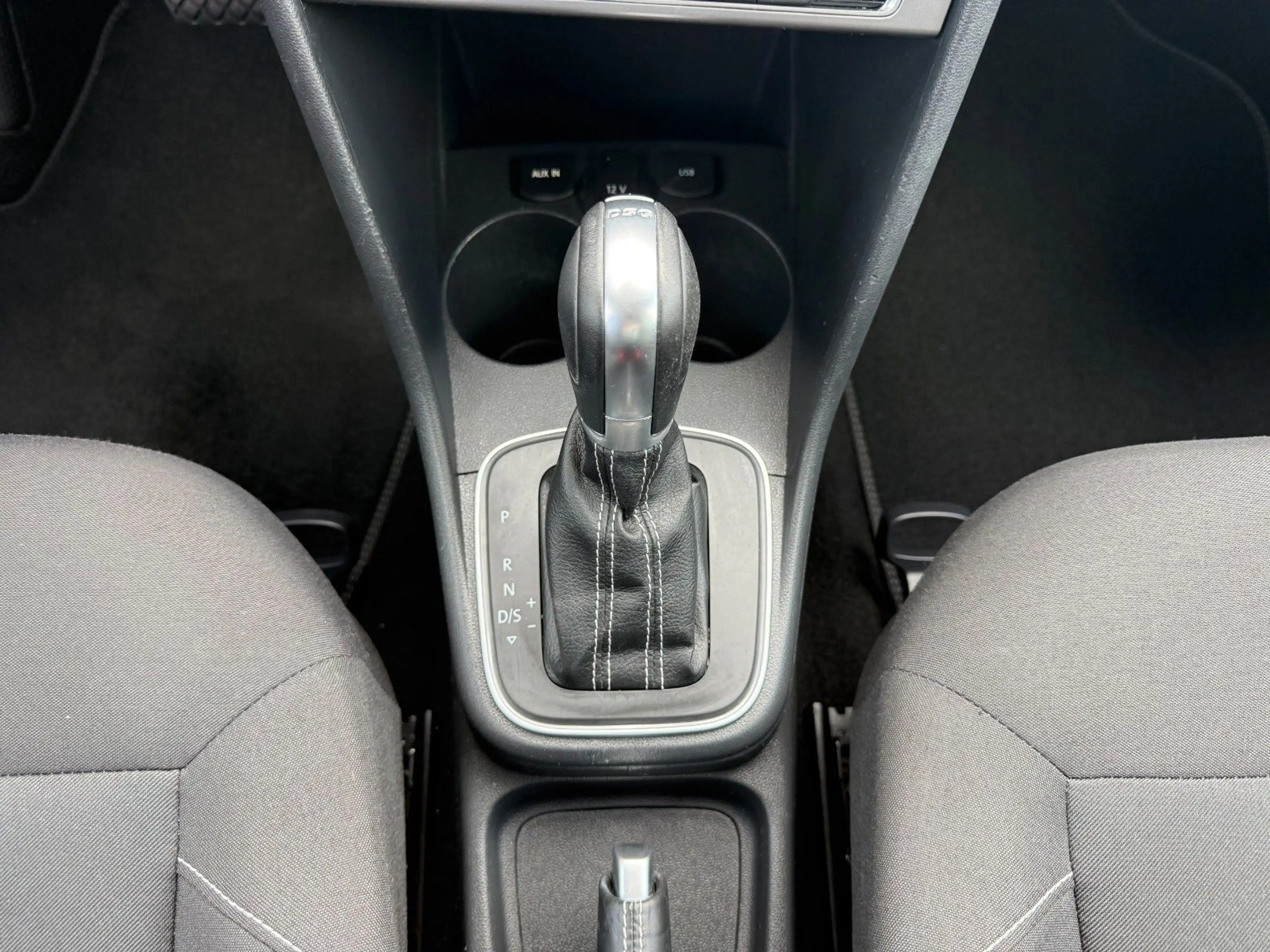Volkswagen Polo POLO V LOUNGE / AUTOMATIK / 1 HAND / PDC / — photo 15