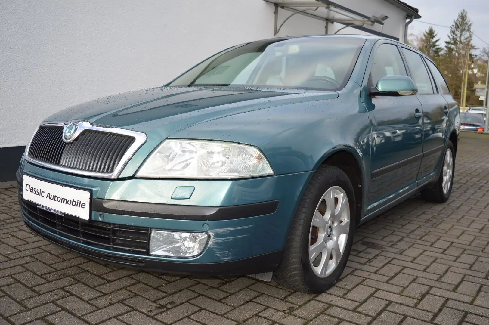 Skoda Octavia Combi Elegance 1.6 *Automatik*Navi* Grün - 1