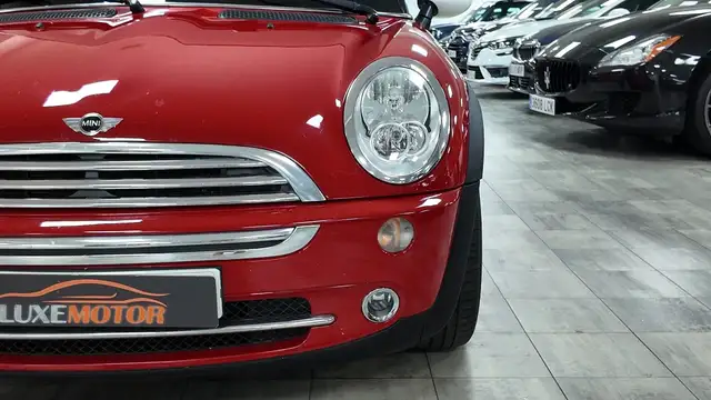 Mini Cooper Cooper view 10
