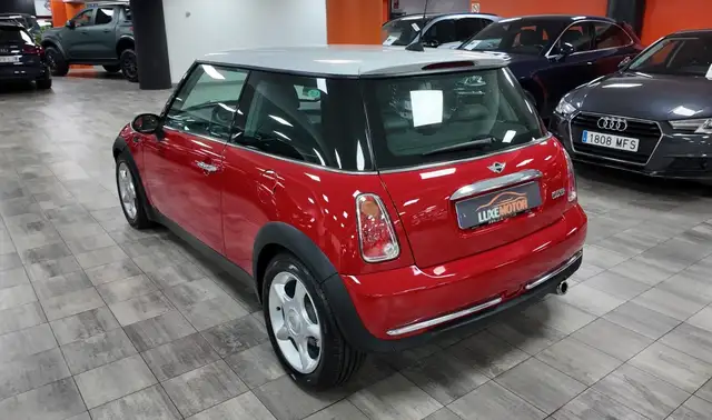 Mini Cooper Cooper view 4