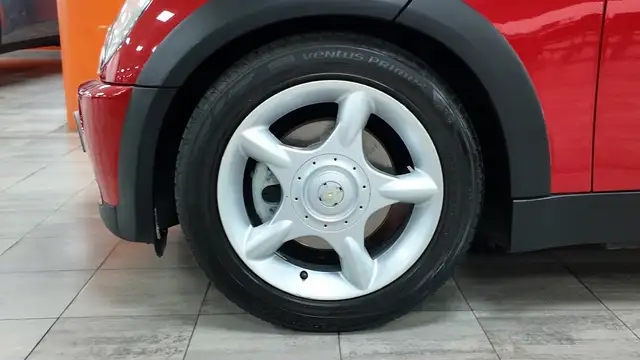 Mini Cooper Cooper view 11
