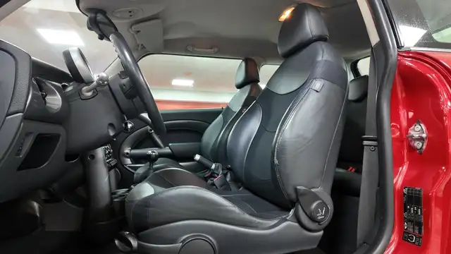 Mini Cooper Cooper view 15