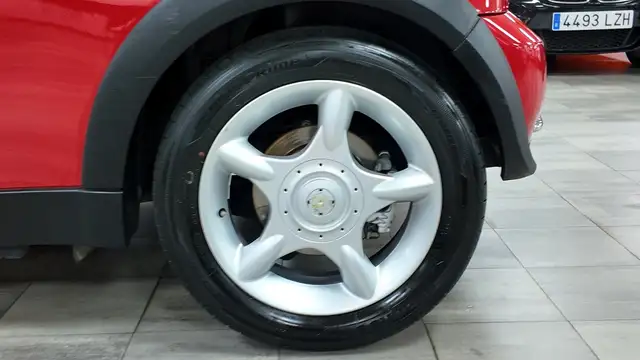 Mini Cooper Cooper view 12
