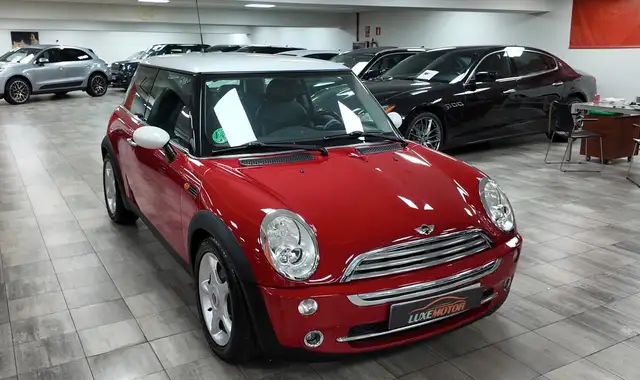 Mini Cooper Cooper view 8