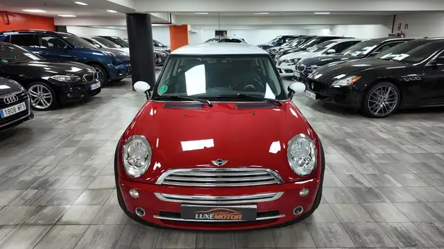 Mini Hatch view 2