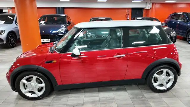 Mini Cooper Cooper view 3