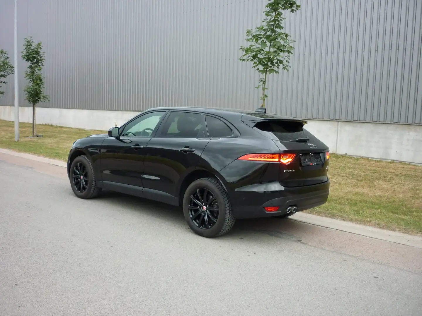 Jaguar F-Pace F-Pace 20d AWD Automaat, Camera, Leder, Xenon Noir - 2
