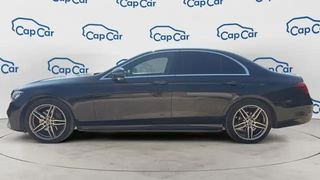Mercedes-Benz E-Class view 2