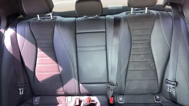 Mercedes-Benz E-Class view 9
