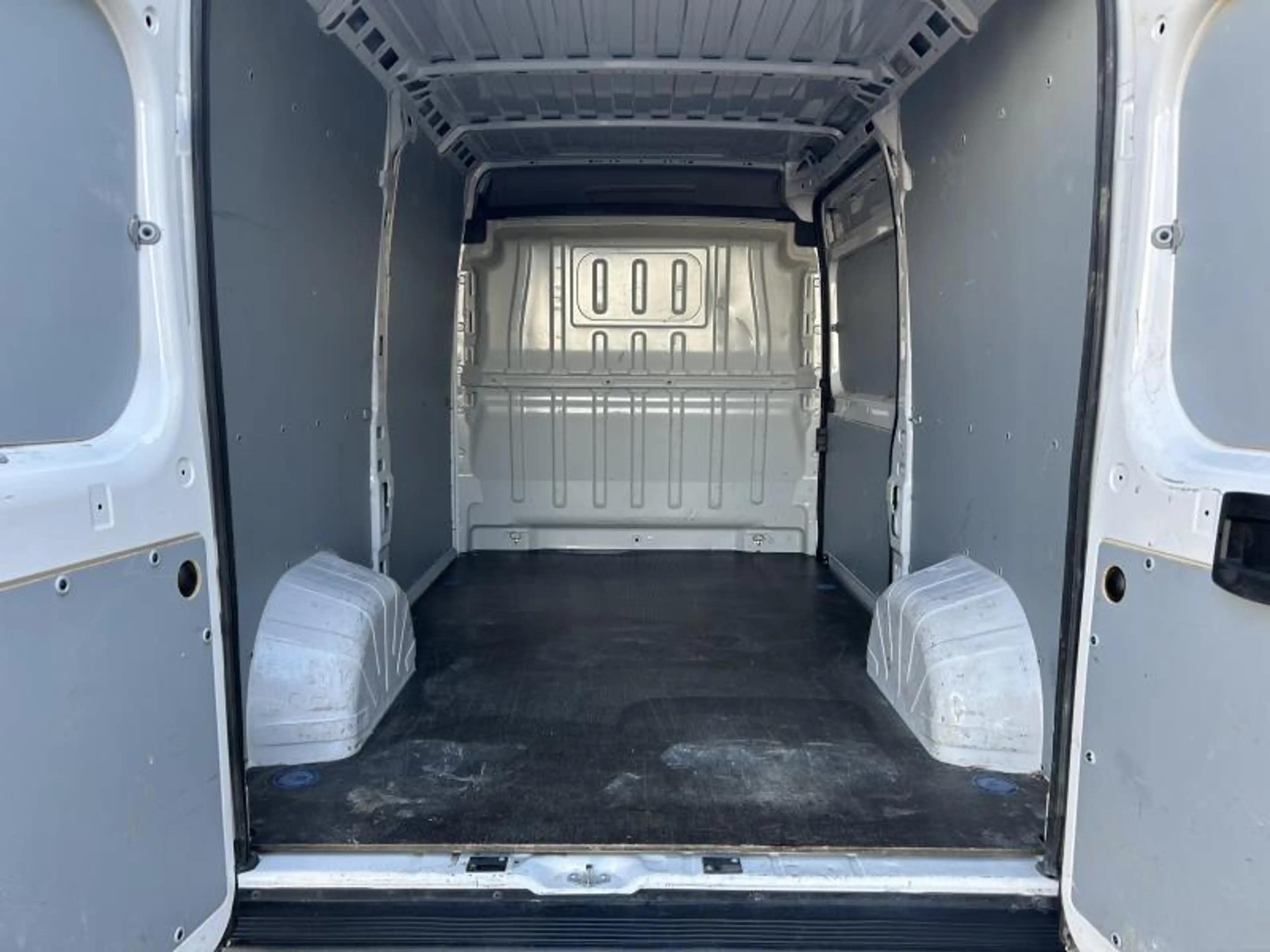 Citroen Jumper FT 35 L2H2 — photo 7