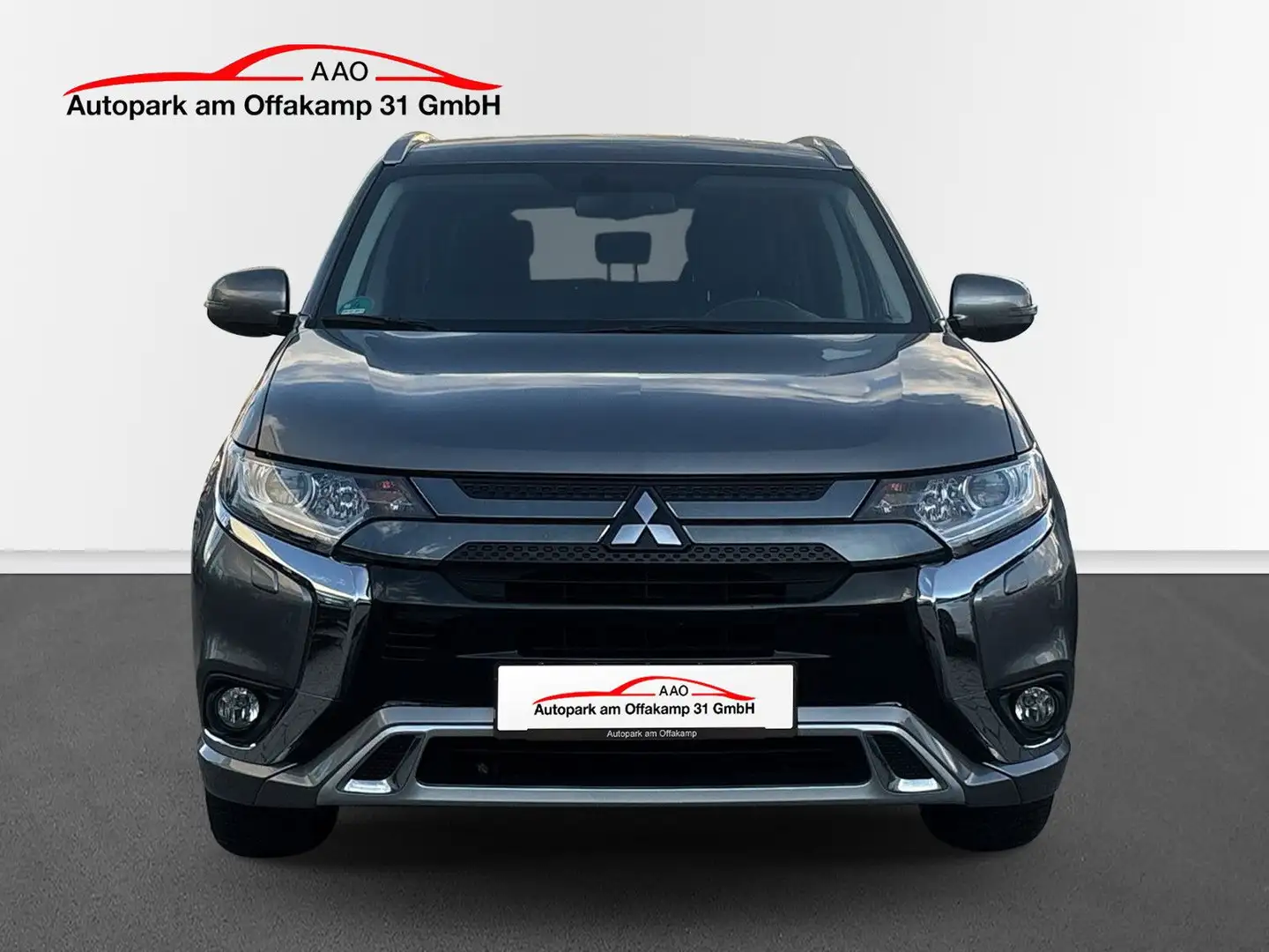 Mitsubishi Outlander Basis Spirit 4WD*SHZ Grey - 2