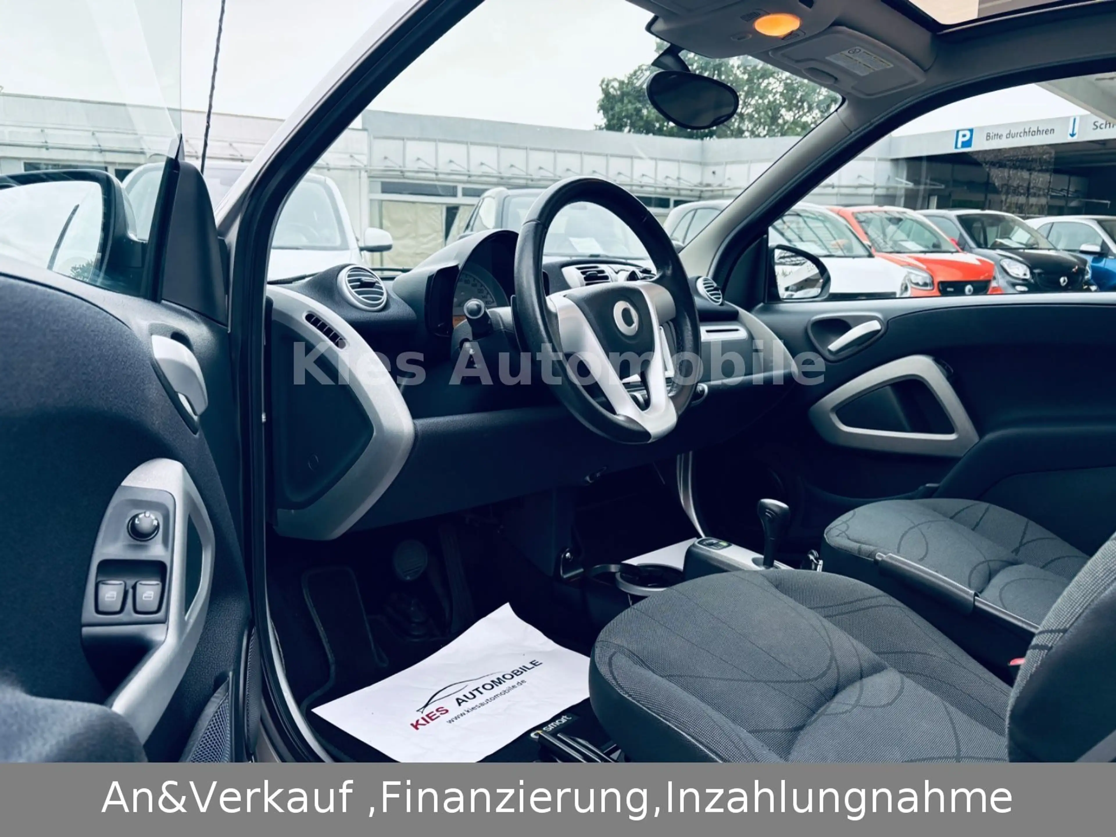 smart forTwo Passion AUTOM/SERVO/SITZH/KLIMA/PANO/TÜV — photo 11