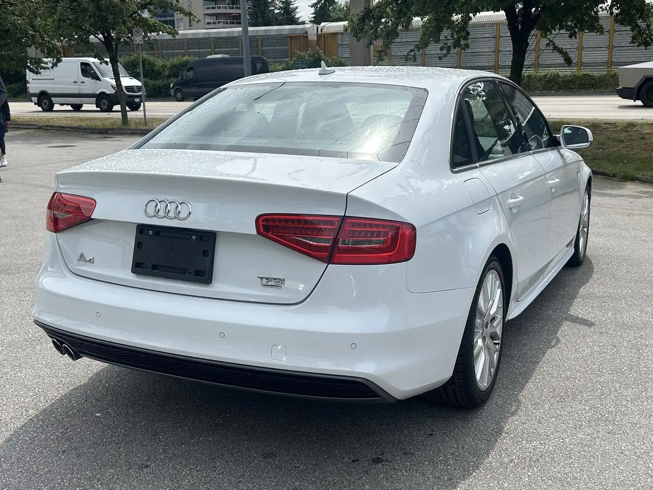 Audi A4 снимка Audi A4