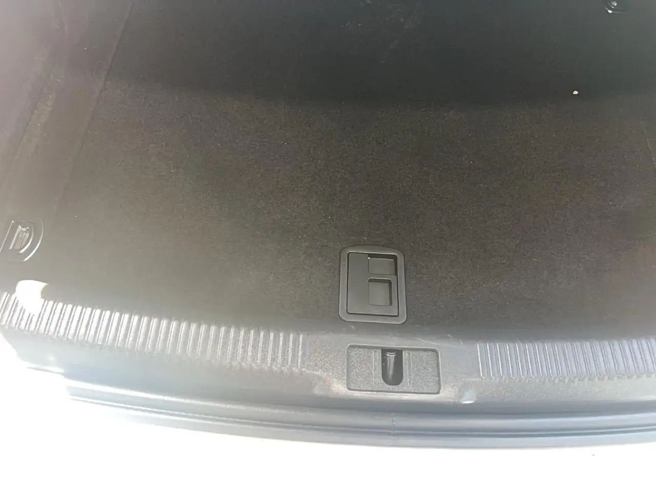 Audi A4 снимка Audi A4