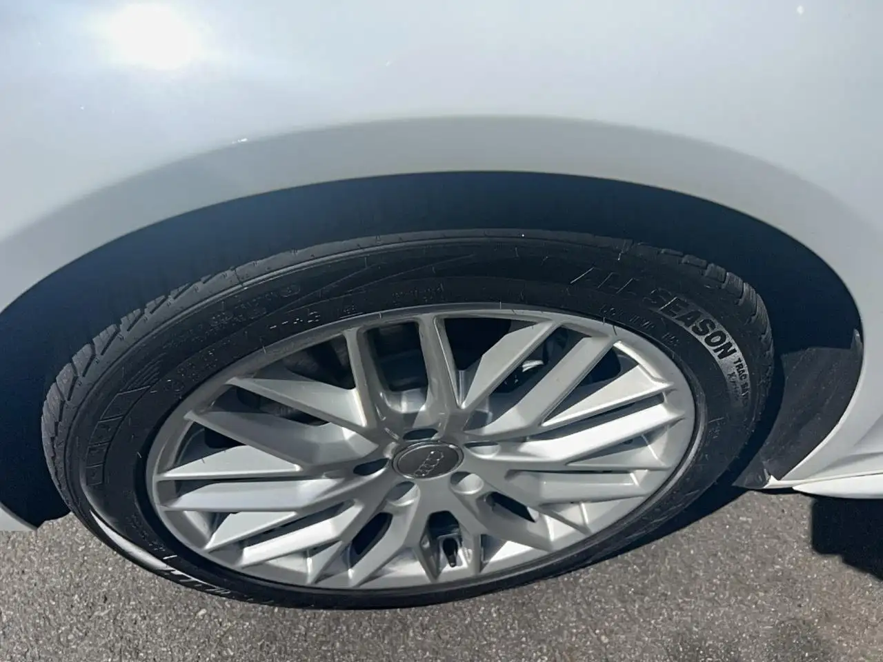 Audi A4 снимка Audi A4