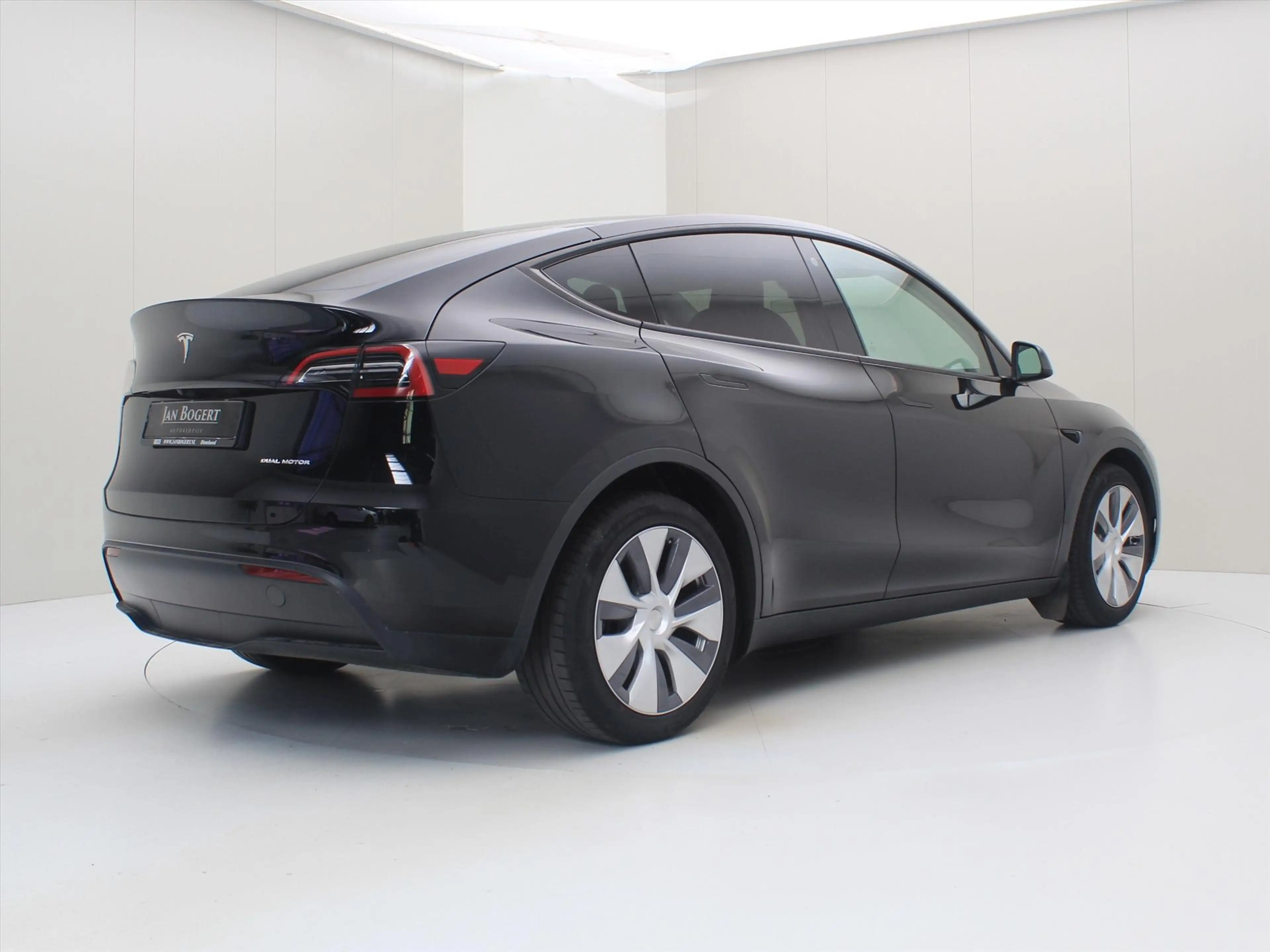 Tesla Model Y Long Range AWD 75kWh 351pk [ AMD RYZEN+ENHANCED AU — photo 2