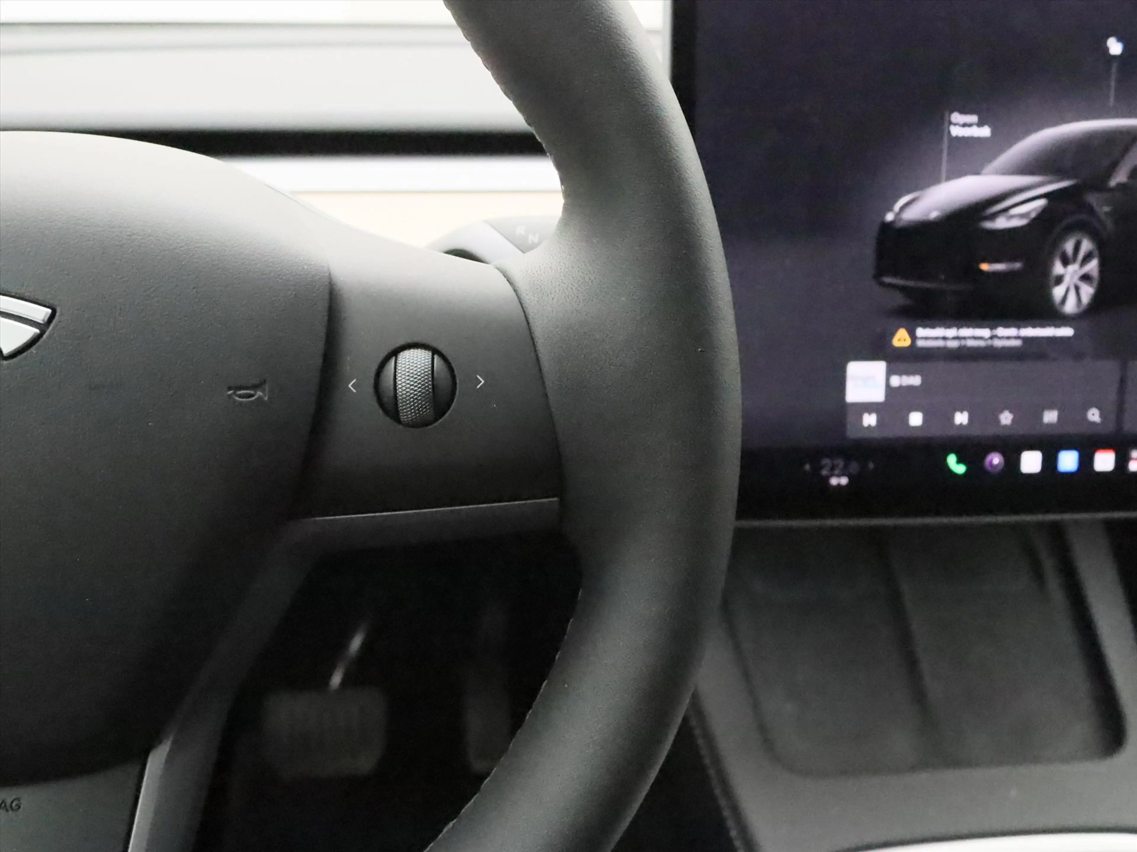 Tesla Model Y Long Range AWD 75kWh 351pk [ AMD RYZEN+ENHANCED AU — photo 21