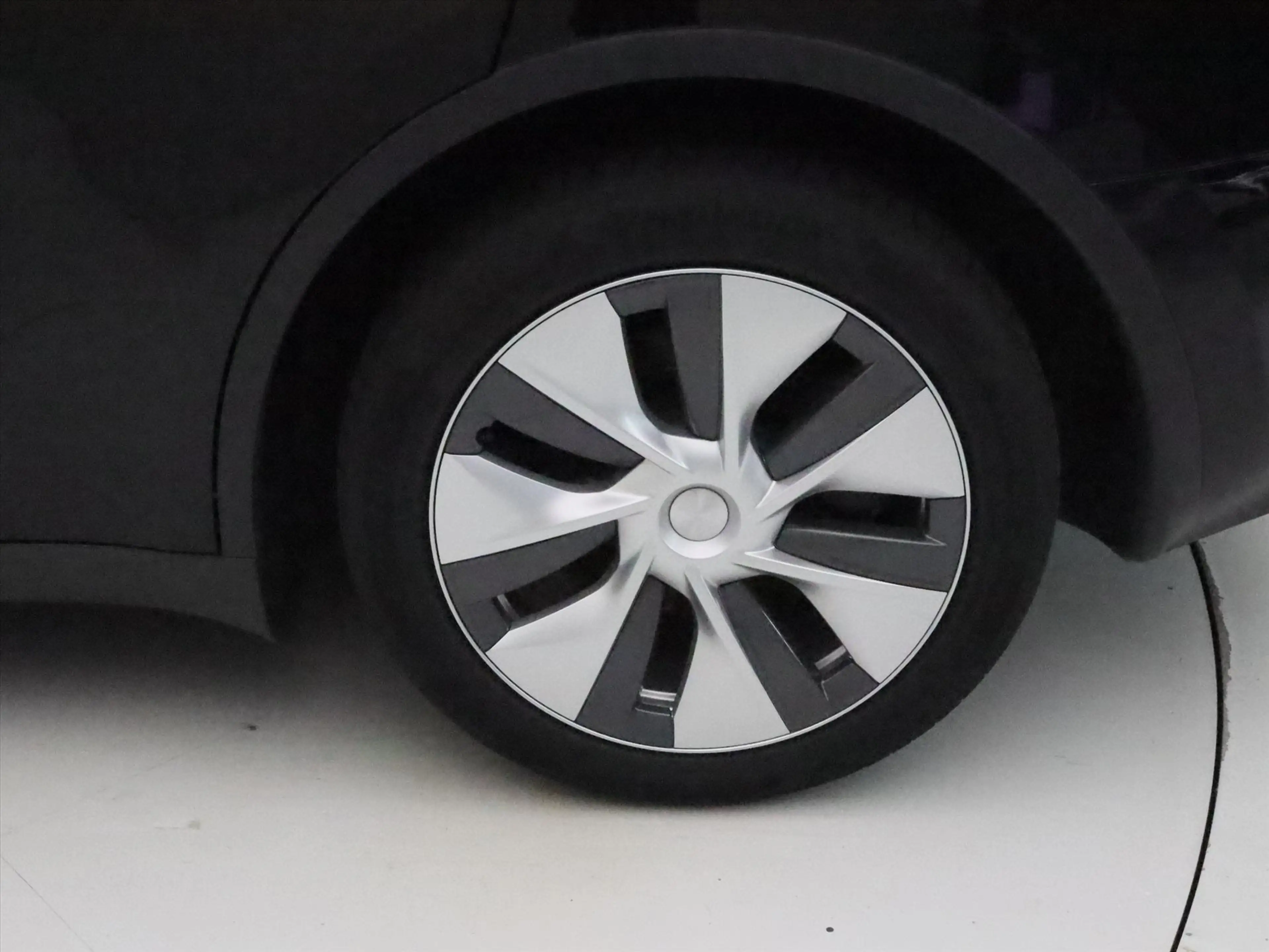 Tesla Model Y Long Range AWD 75kWh 351pk [ AMD RYZEN+ENHANCED AU — photo 11