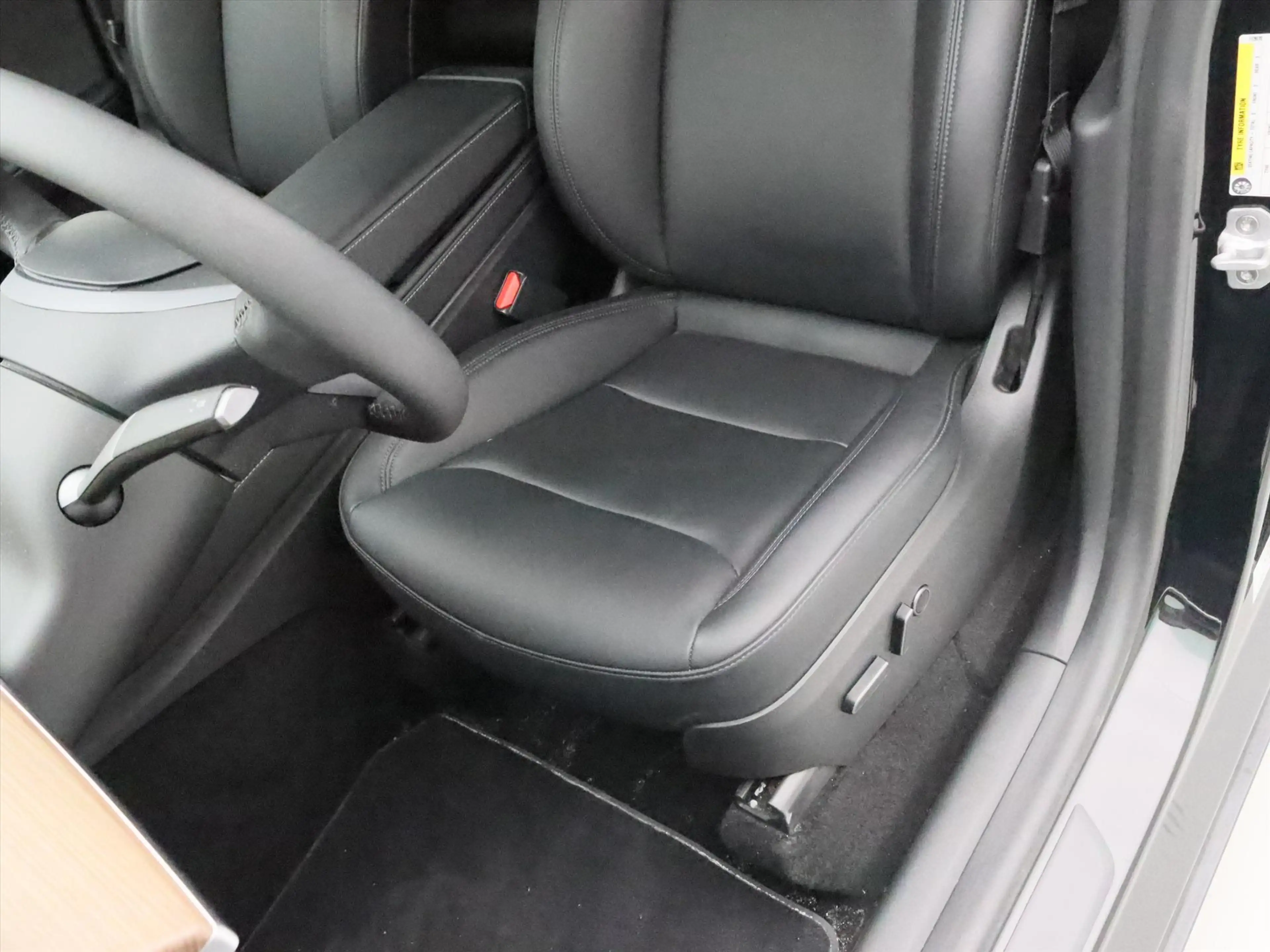 Tesla Model Y Long Range AWD 75kWh 351pk [ AMD RYZEN+ENHANCED AU — photo 17