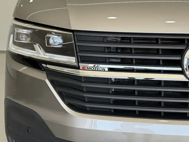 Volkswagen T6.1 Multivan Multivan Trendline 2,0 TDI 4Motion DSG Ansicht 6