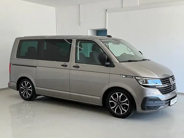 Volkswagen T6.1 Multivan Multivan Trendline 2,0 TDI 4Motion DSG Ansicht 8