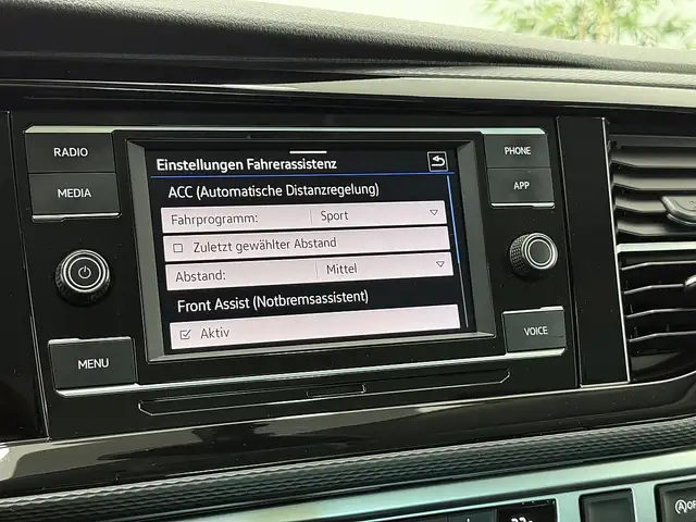 Volkswagen T6.1 Multivan Multivan Trendline 2,0 TDI 4Motion DSG Ansicht 40