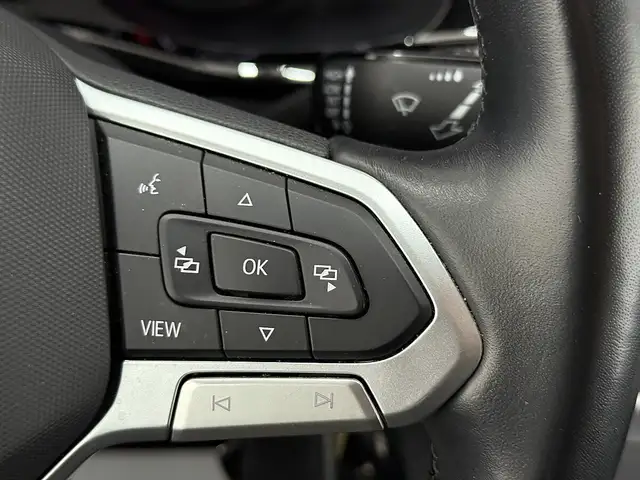 Volkswagen T6.1 Multivan Multivan Trendline 2,0 TDI 4Motion DSG Ansicht 34