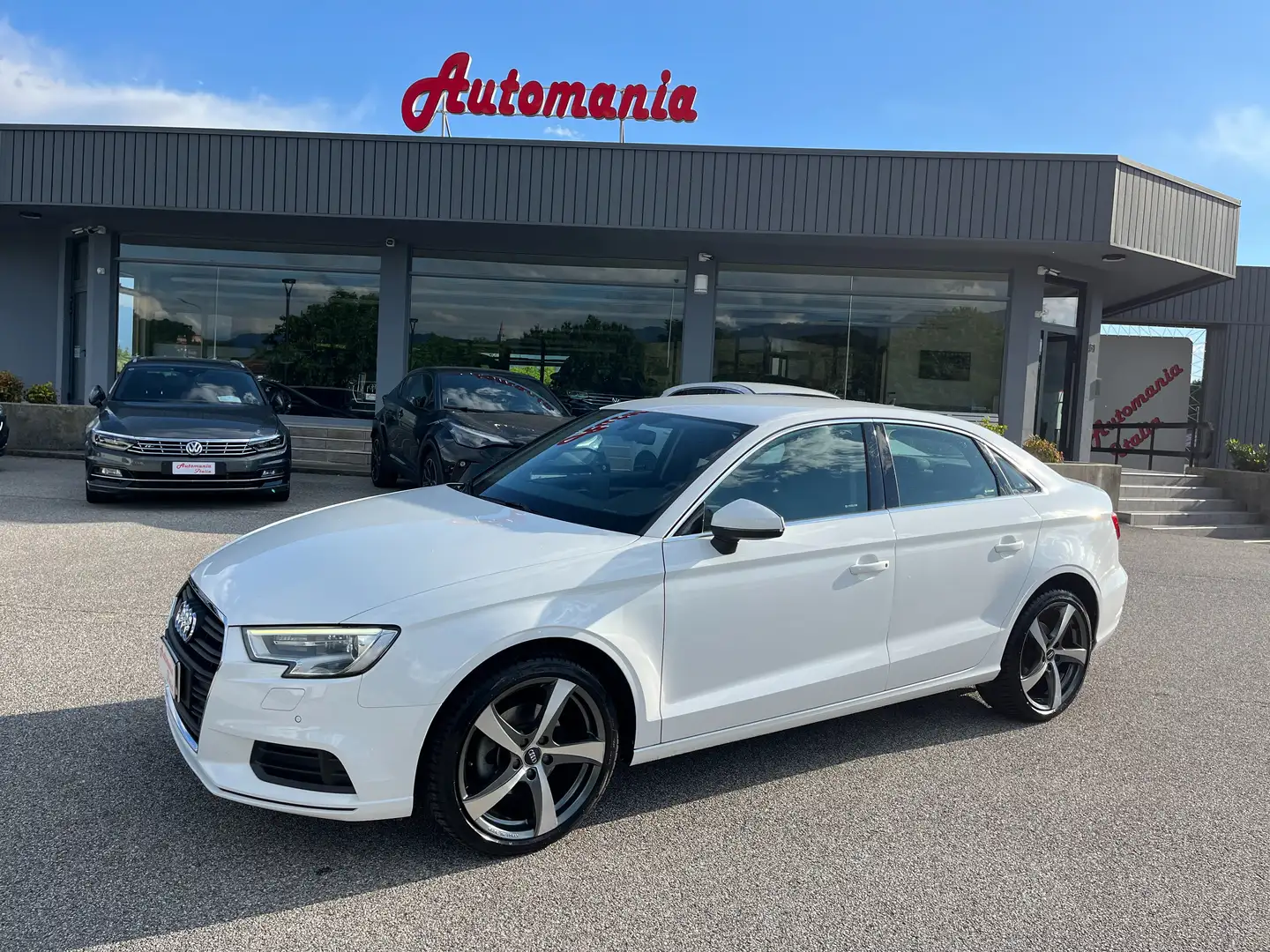 Audi A3 A3 Sedan 30 1.6 tdi Sport 116cv s-tronic bijela - 1