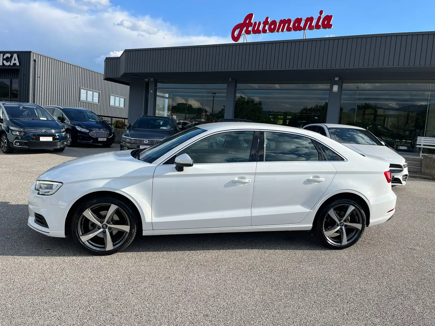 Audi A3 A3 Sedan 30 1.6 tdi Sport 116cv s-tronic bijela - 2