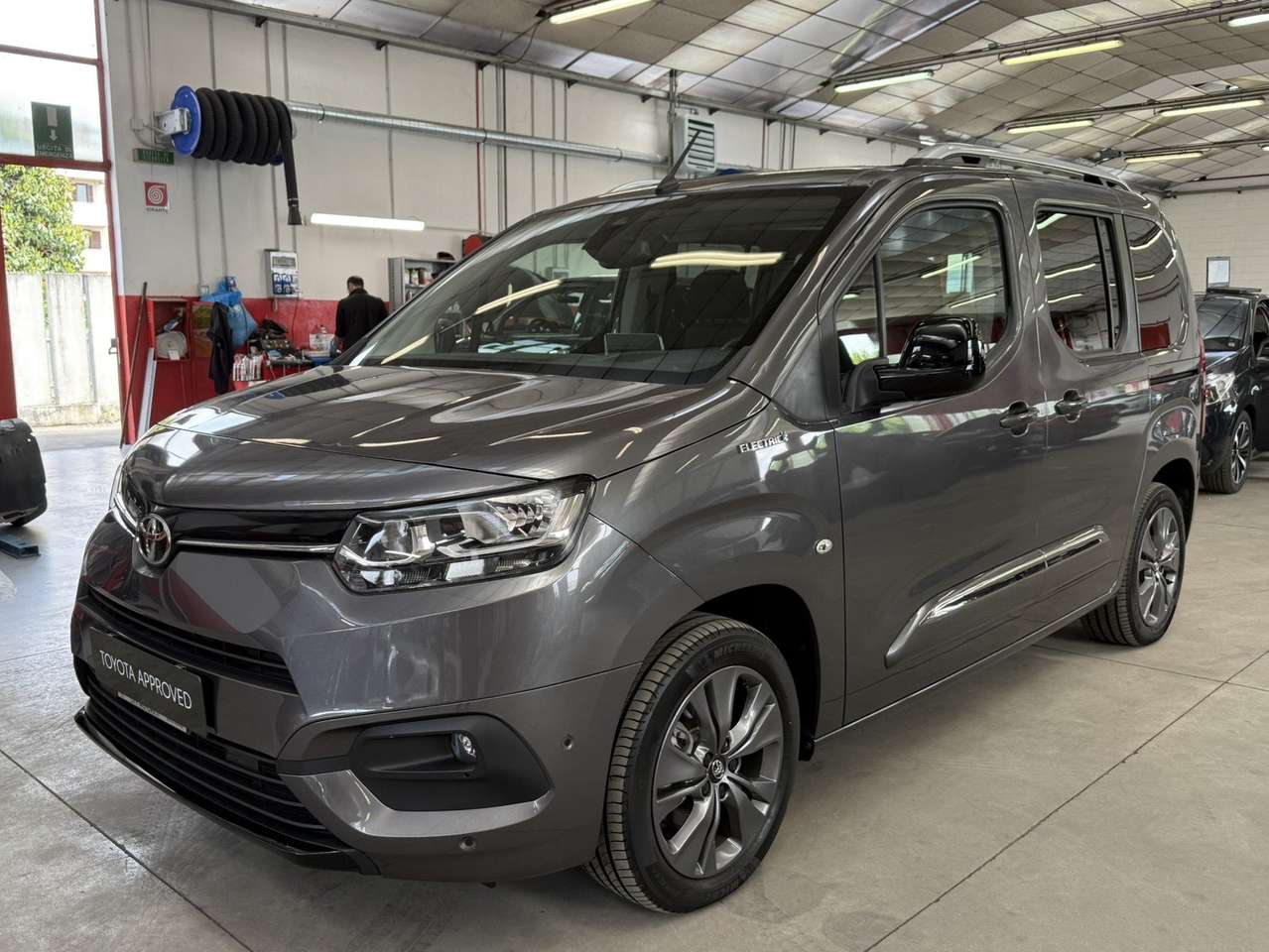 Toyota Proace verso electric L1 50kWh D Luxury