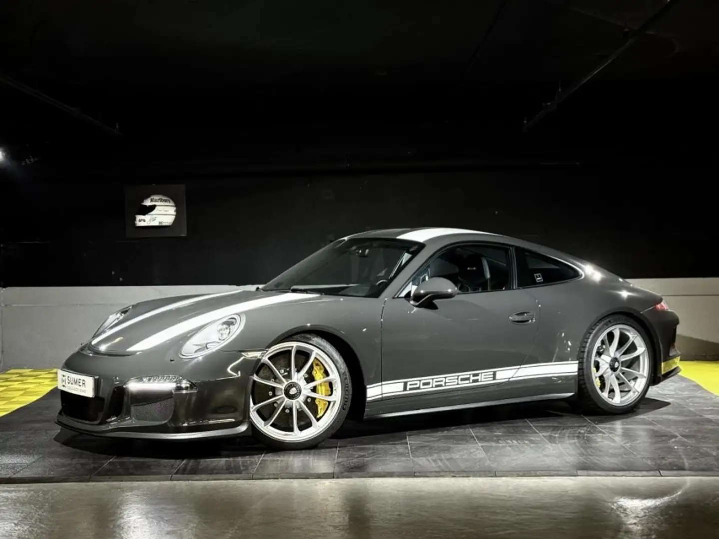 Porsche 911 VII R - 1