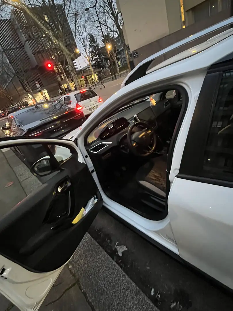 Peugeot 2008 PureTech 82 Style - 2