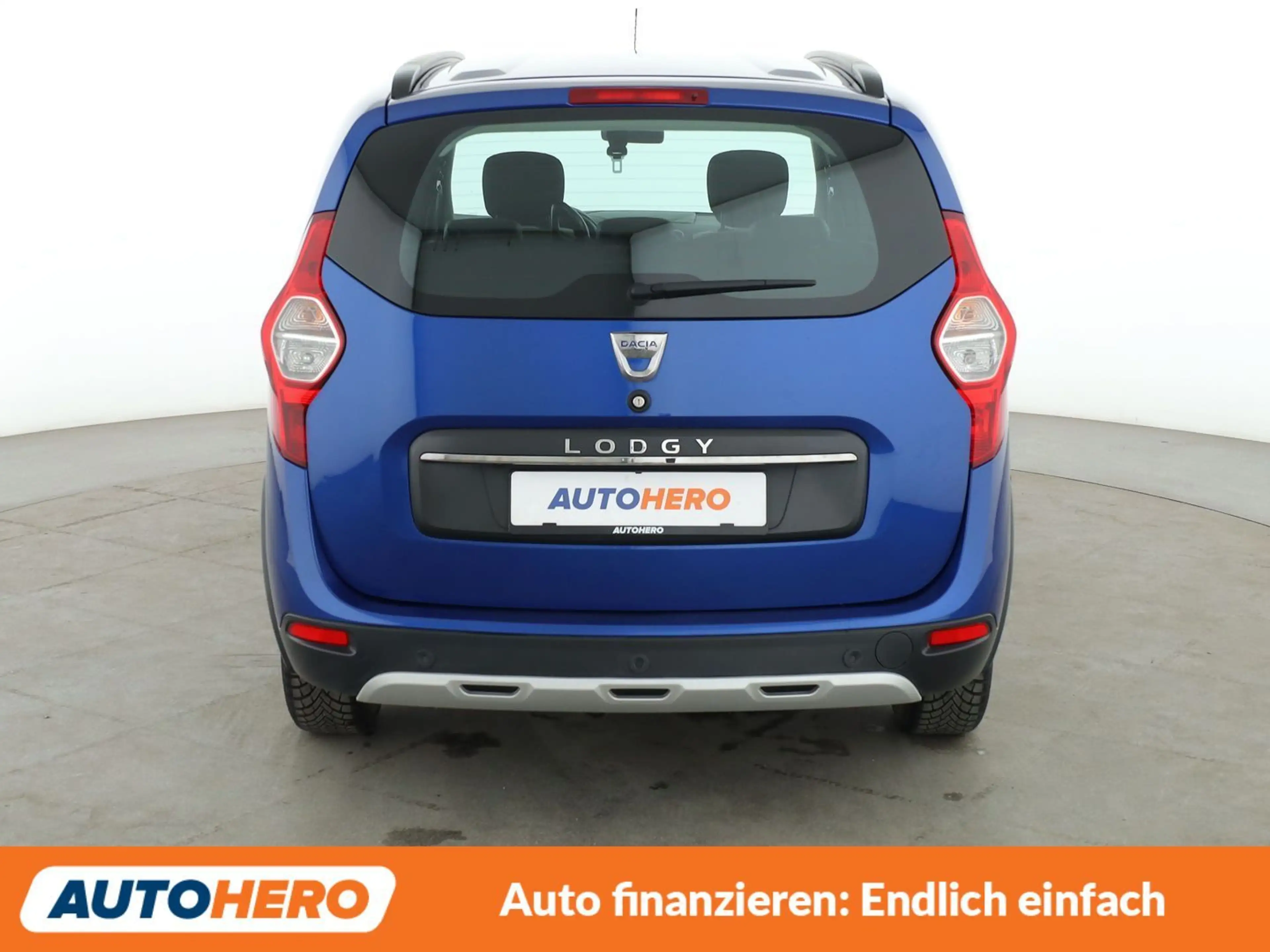 Dacia Lodgy 1.5 Blue dCi Stepway *NAVI*CAM*SHZ*TEMPO*KLIMA* — photo 5