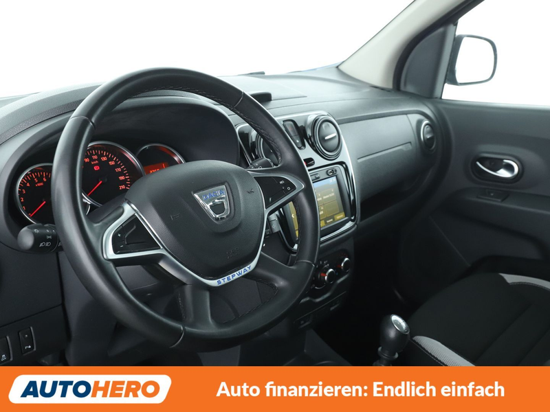 Dacia Lodgy 1.5 Blue dCi Stepway *NAVI*CAM*SHZ*TEMPO*KLIMA* — photo 11