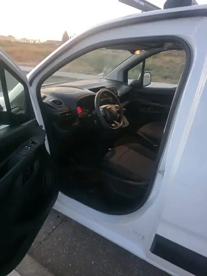 Citroën Berlingo 2021, foto 8