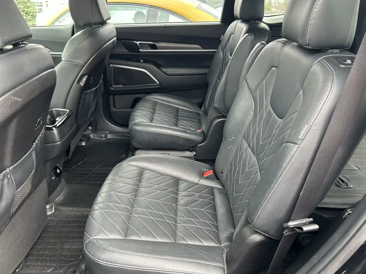 Kia Telluride снимка Kia Telluride